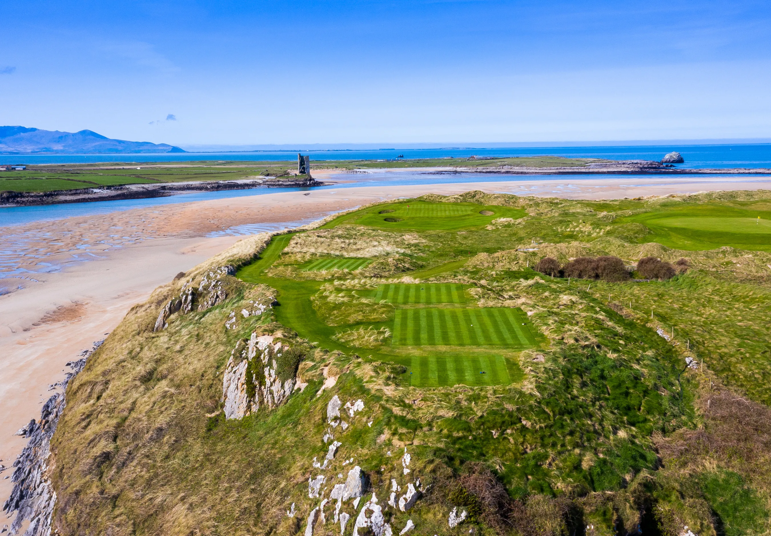 Coastal links golf course